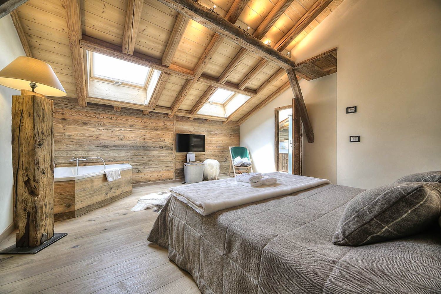 Chalet Blitzen, listing photograph 11