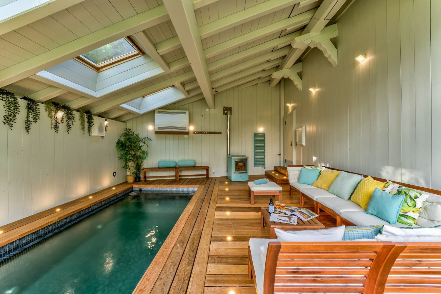 Chalet Solei, listing photograph 2