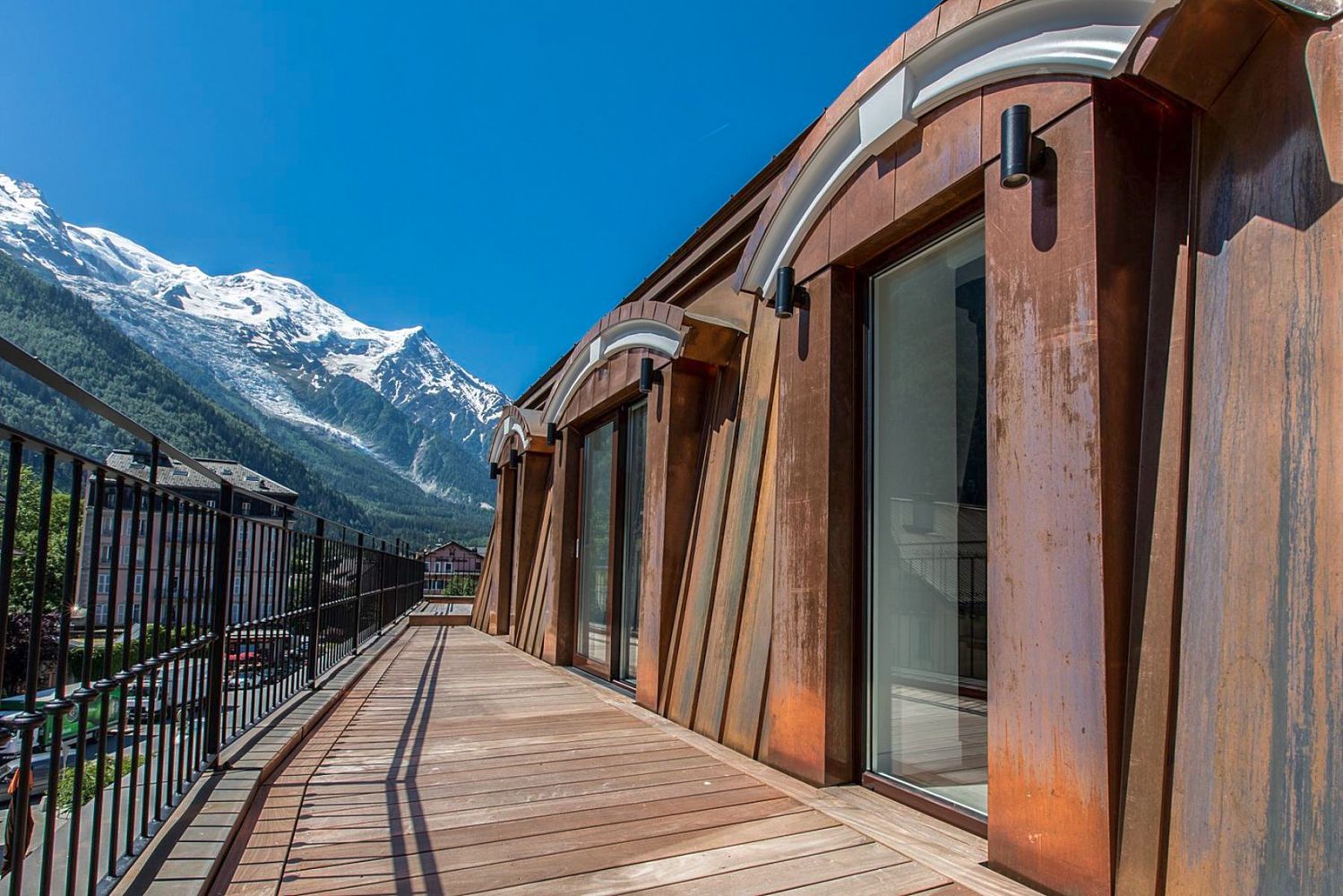 Penthouse Chamonix, listing photograph 7