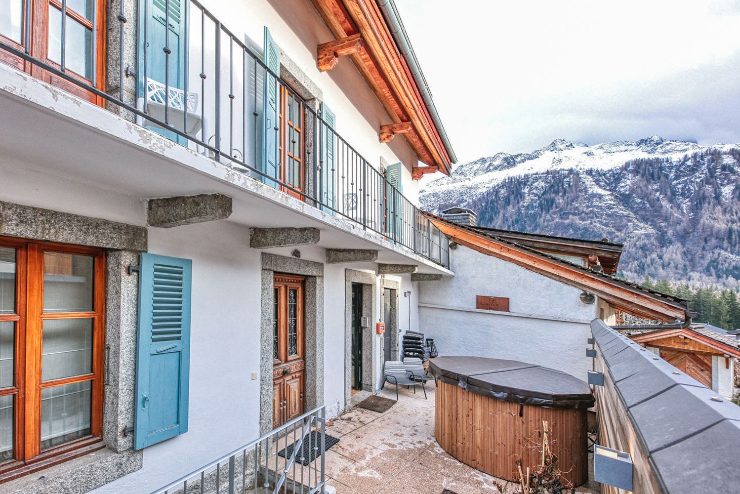 Chalet Polo, listing photograph 6