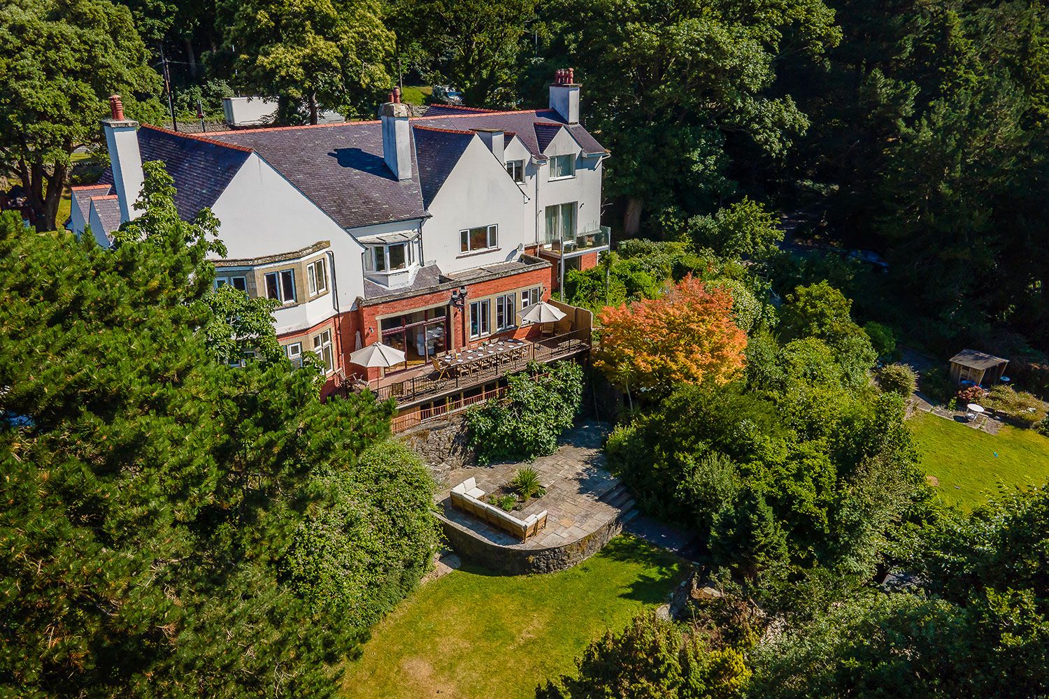 Menai Manor, listing photograph 2