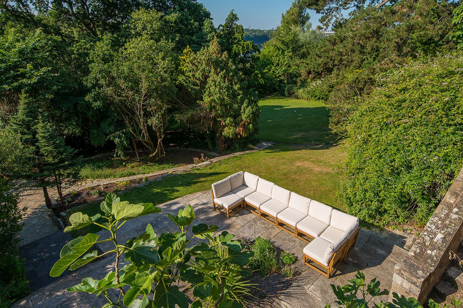 Menai Manor, listing photograph 9