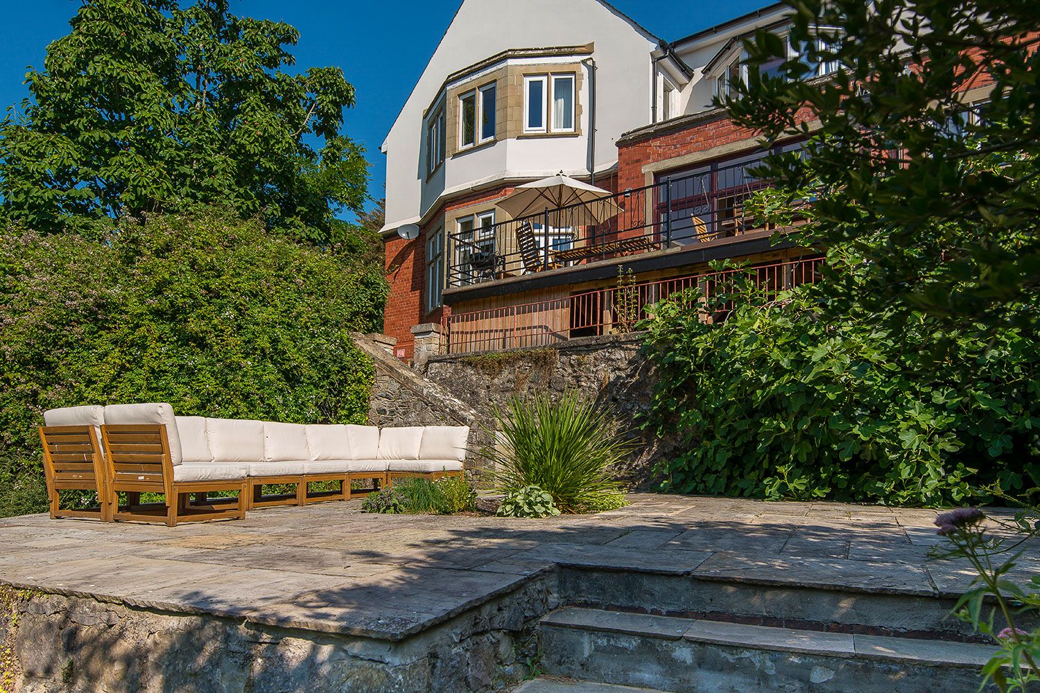 Menai Manor, listing photograph 10