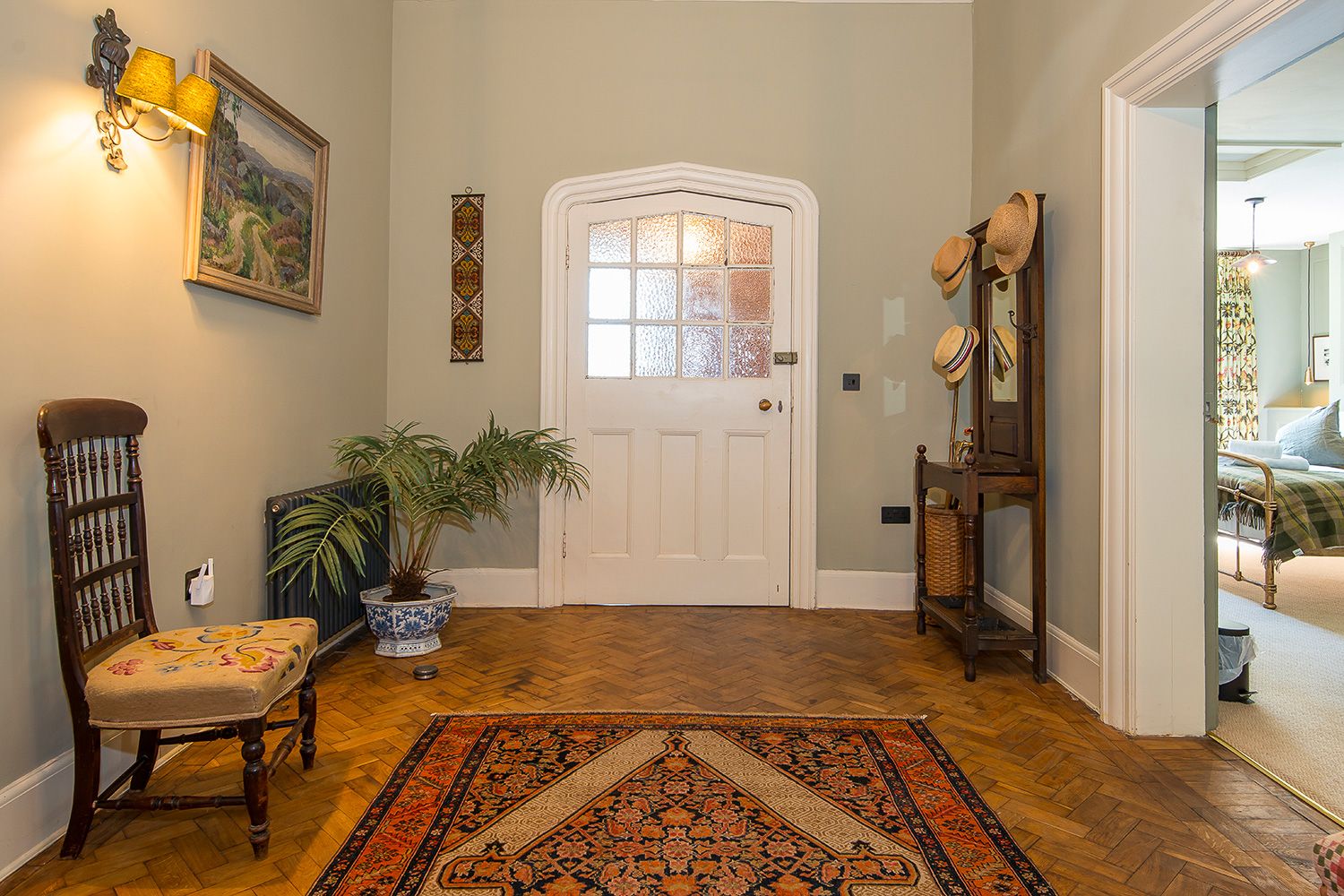 Menai Manor, listing photograph 12