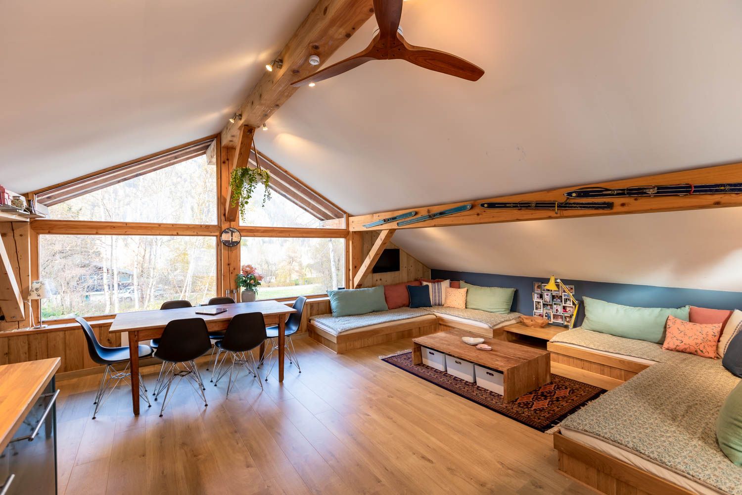 Chalet Lumiere, listing photograph 3