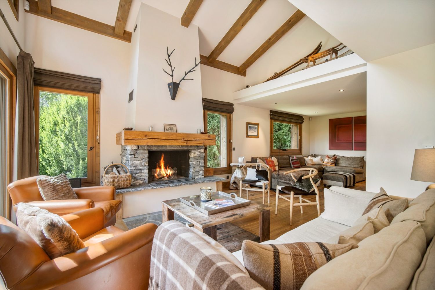 Chalet Nevara, listing photograph 2