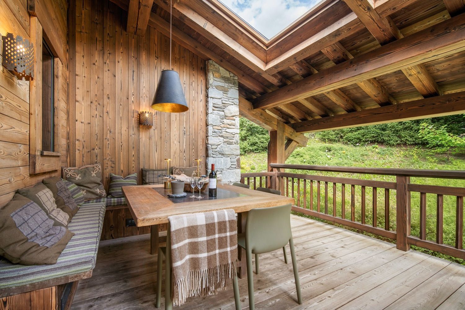 Chalet Nevara, listing photograph 3