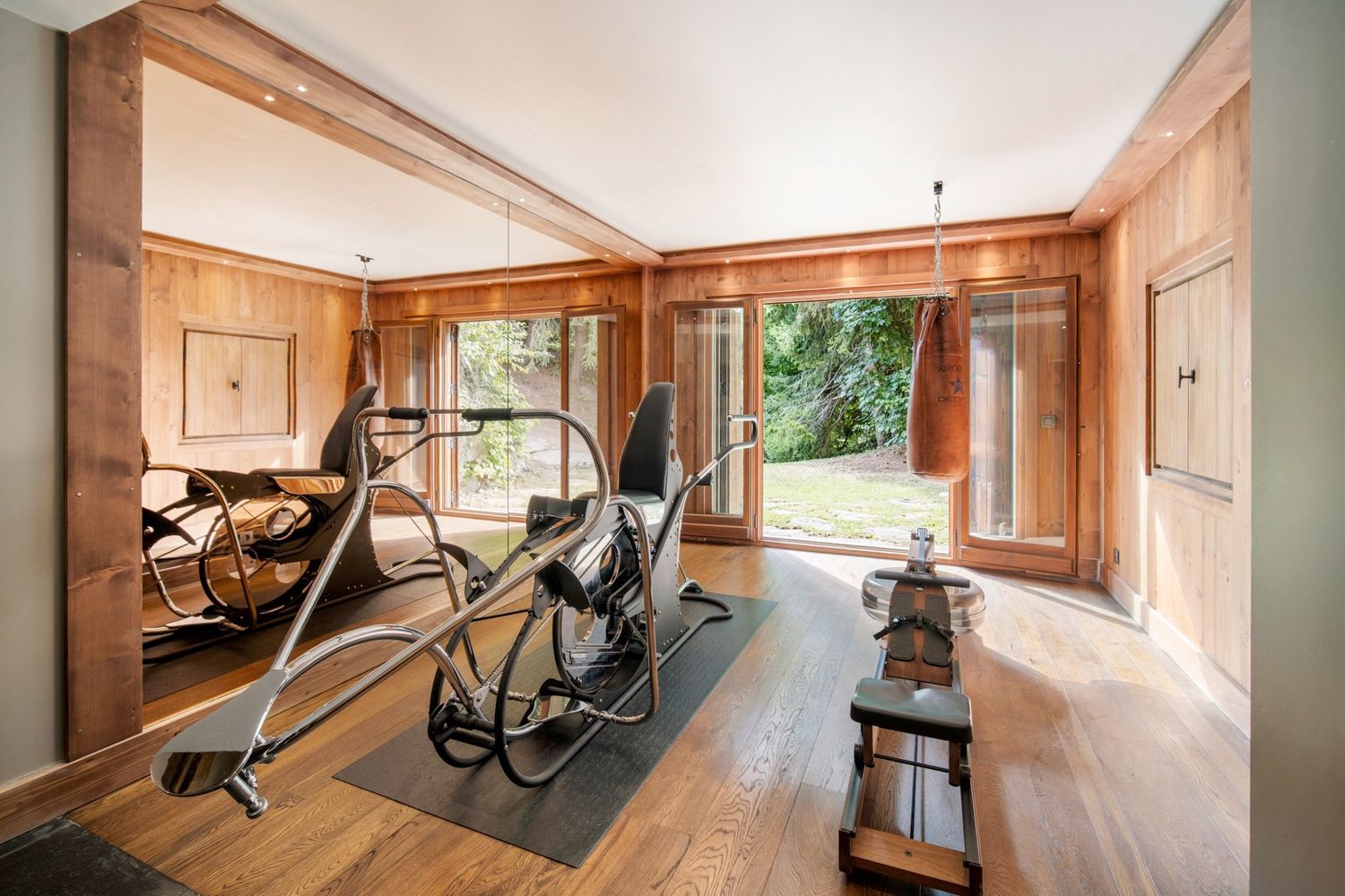 Chalet Nevara, listing photograph 4