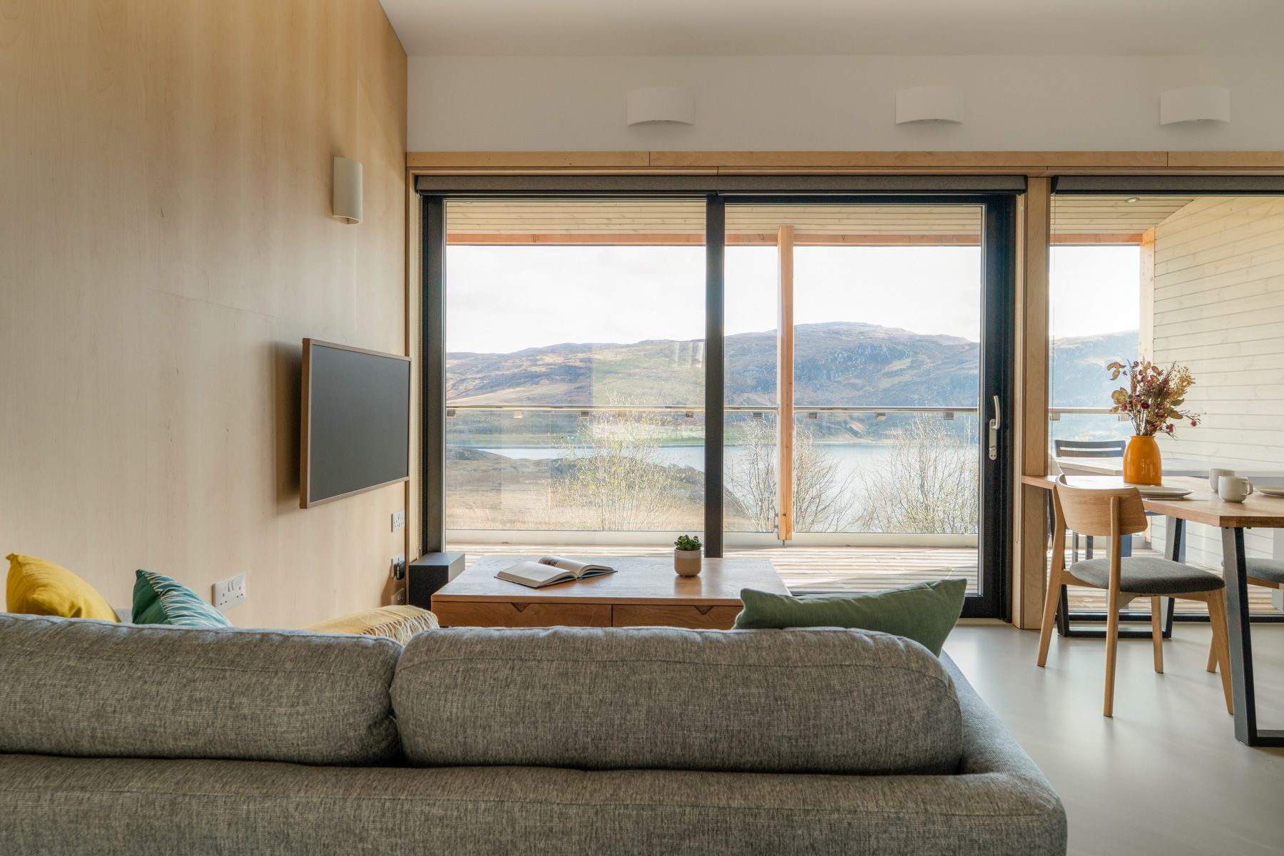 Hytte Retreat, listing photograph 9