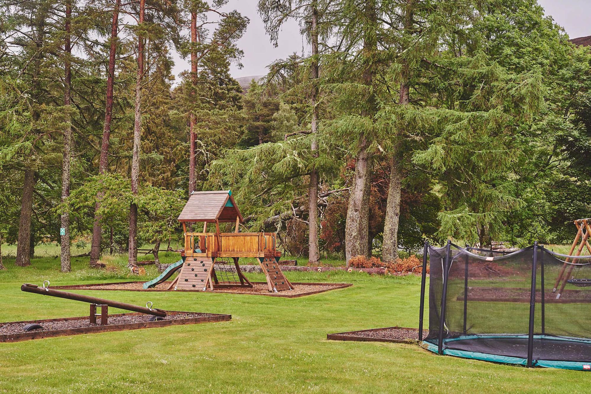 Lochside Hideaway, listing photograph 4