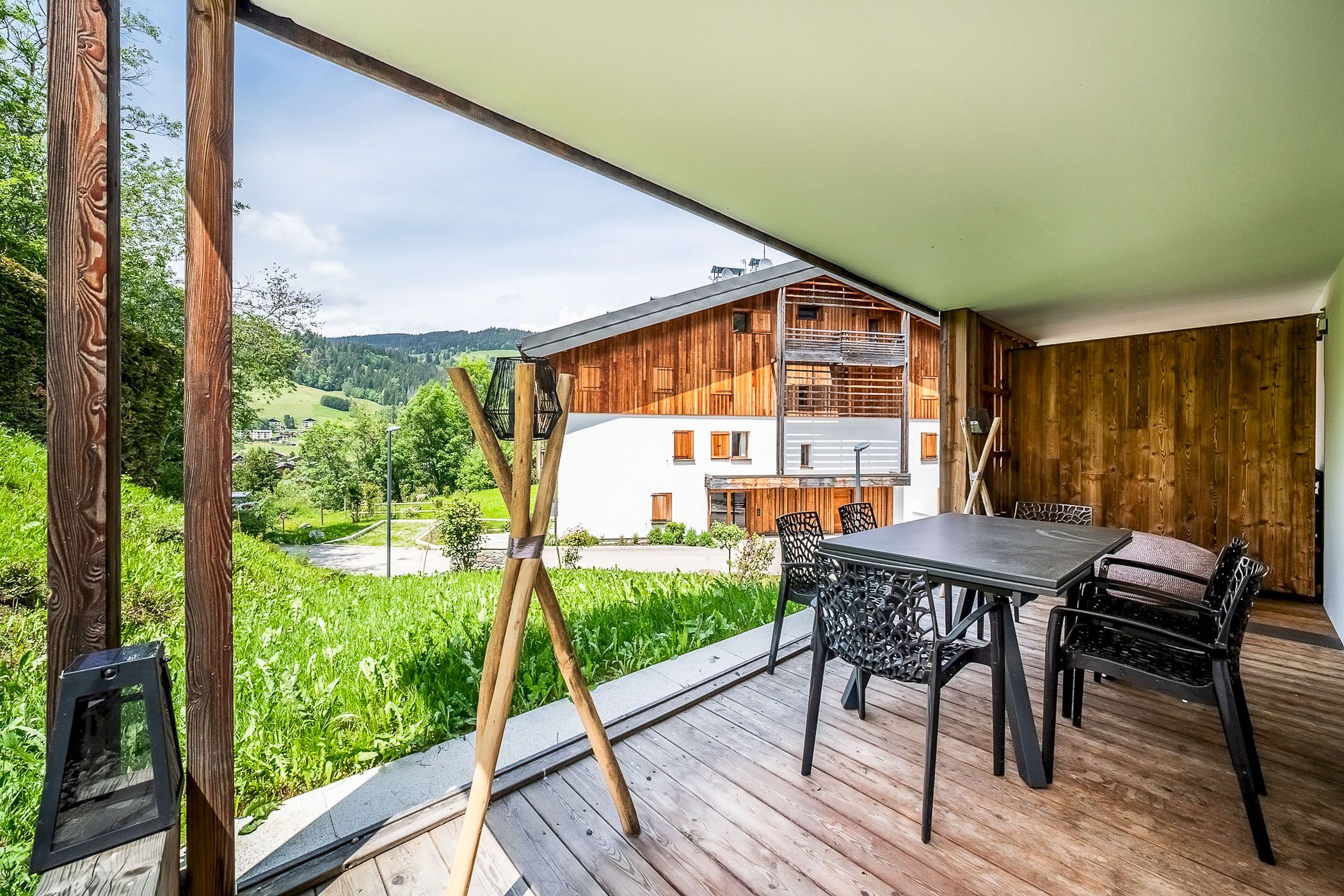 Apartment Mevalis, listing photograph 2