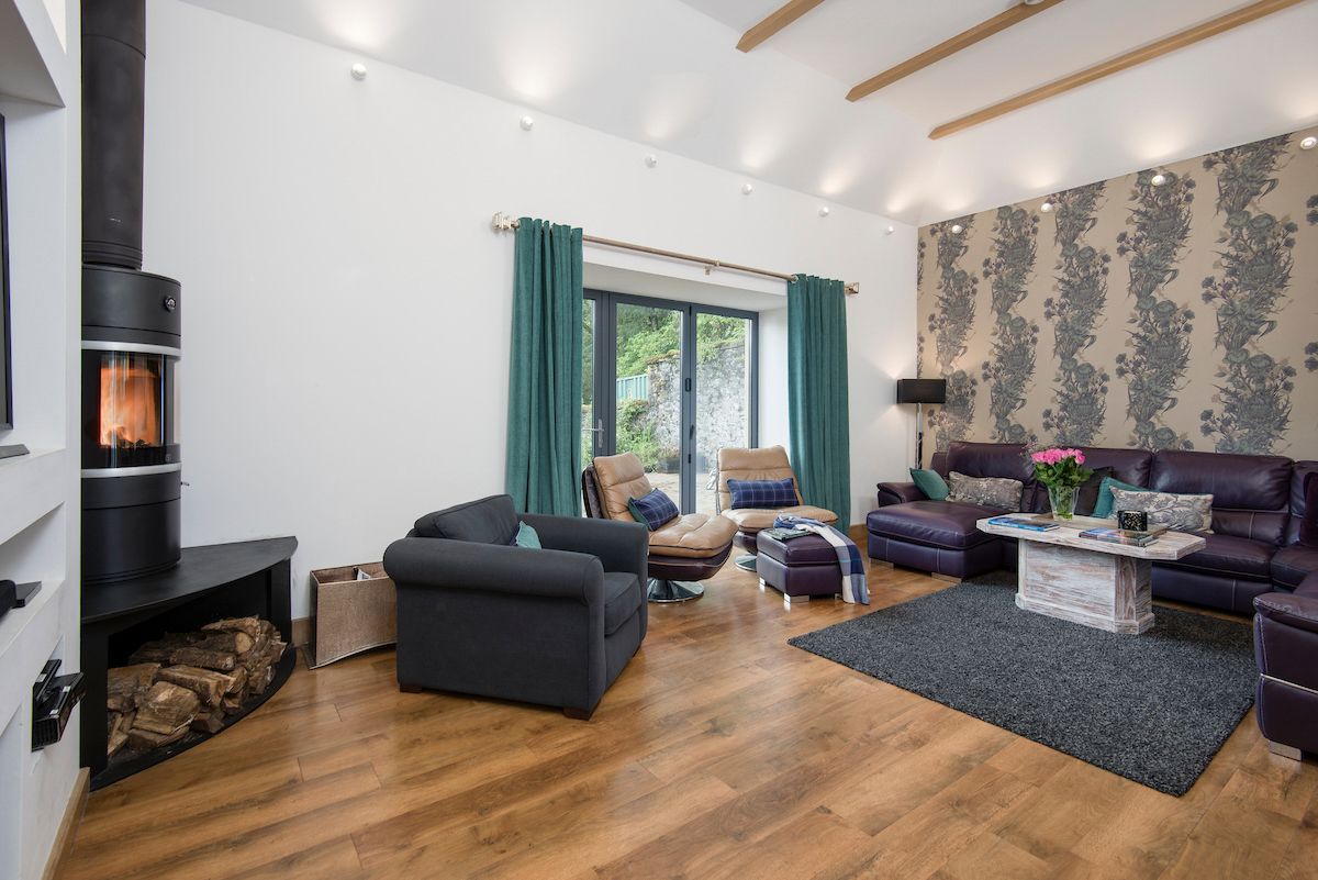 Arrochar House, listing photograph 3