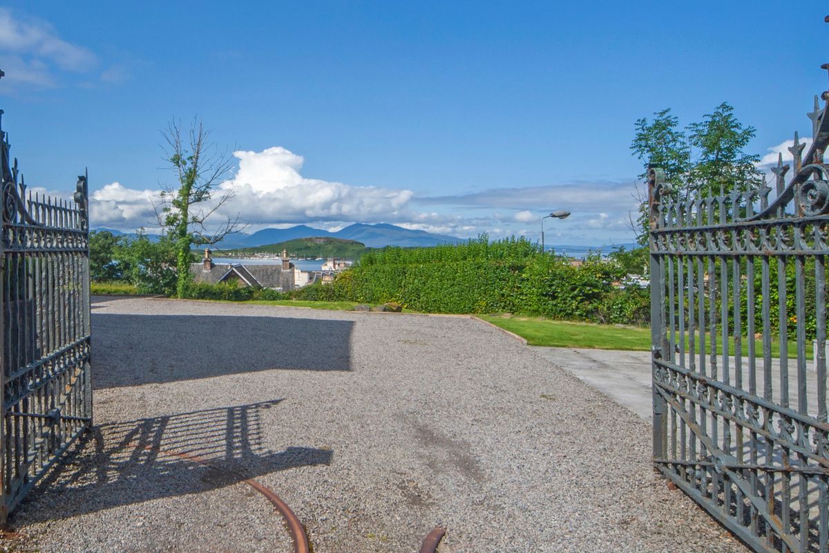 Seaview Mansion, listing photograph 6
