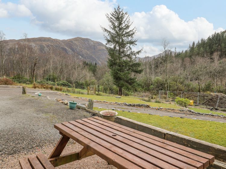 Coire-Dhiubh, listing photograph 2