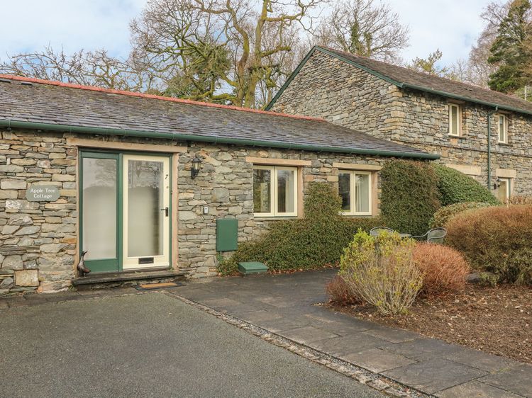 Apple Tree Cottage, listing photograph 4