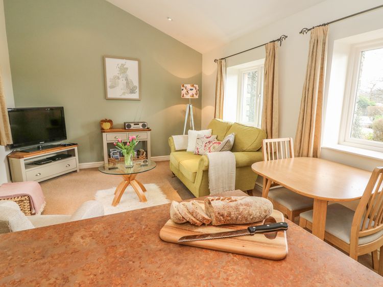Apple Tree Cottage, listing photograph 10