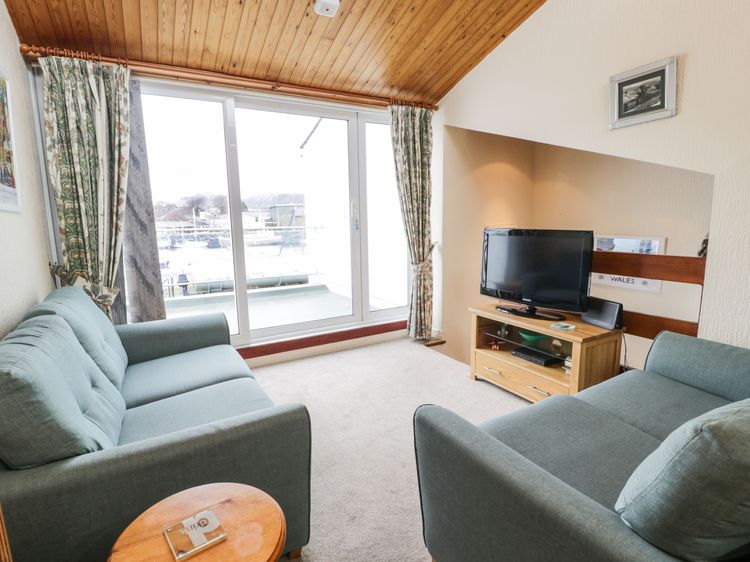 1 South Snowdon Wharf, listing photograph 4