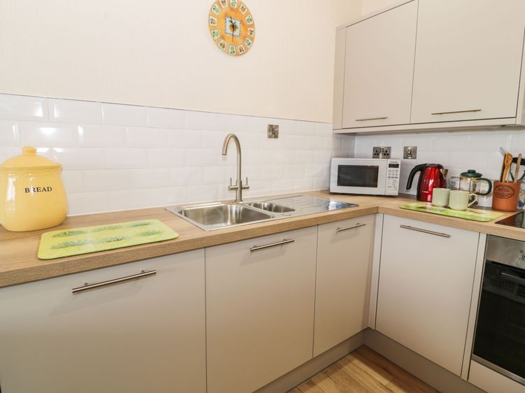 1 South Snowdon Wharf, listing photograph 11