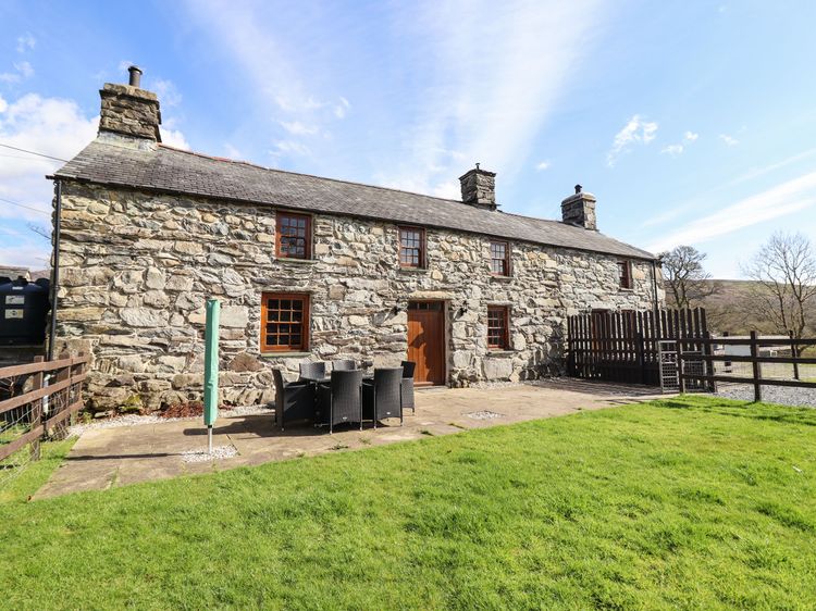 Cwm Yr Afon Mawr