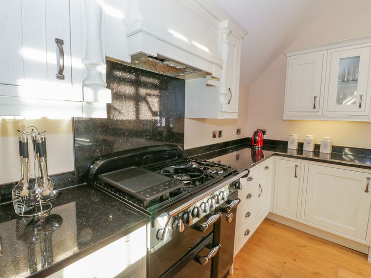 Bwthyn Carregwen, listing photograph 9