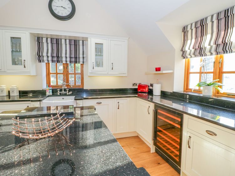 Bwthyn Carregwen, listing photograph 10