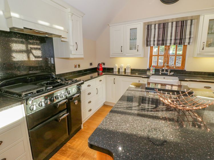 Bwthyn Carregwen, listing photograph 11