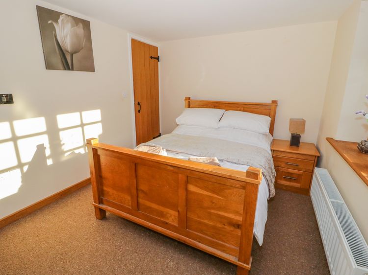 Bwthyn Carregwen, listing photograph 12
