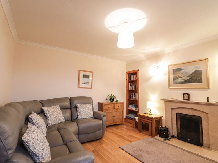 Craigard, listing photograph 3