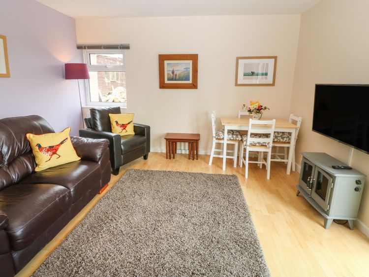 Plas Marchog Annexe, listing photograph 5