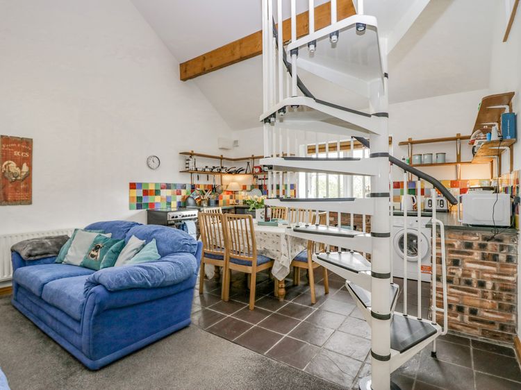 Shundraw Cottage, listing photograph 2