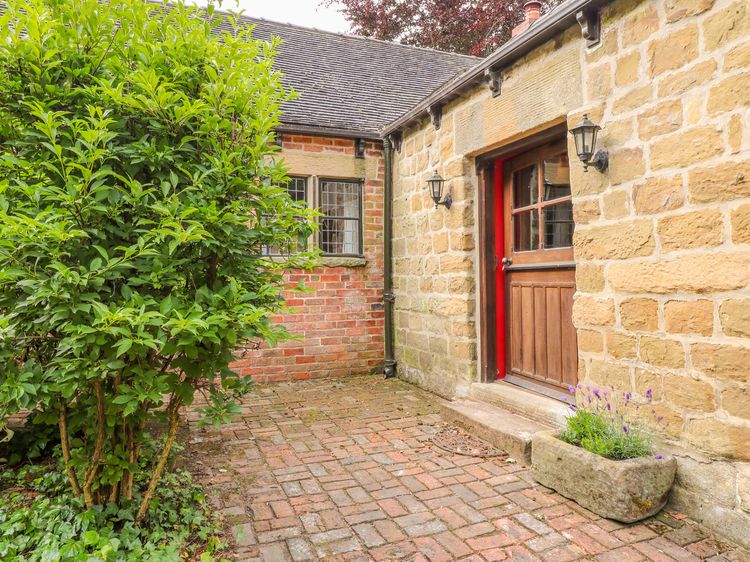 Woodland Lodge, listing photograph 2