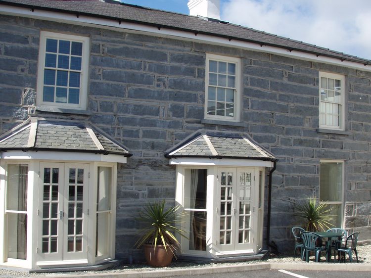Bwthyn Llechen, listing photograph 2