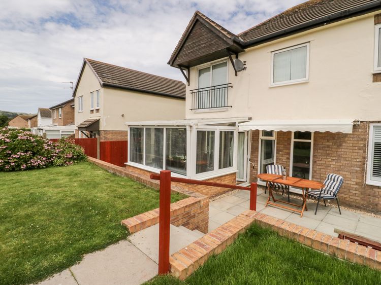 Ground floor flat, listing photograph 3