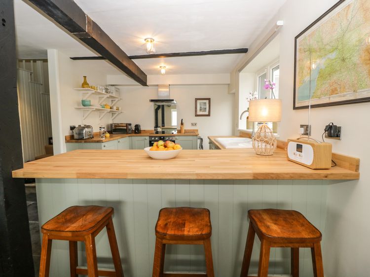 Waterside, listing photograph 12