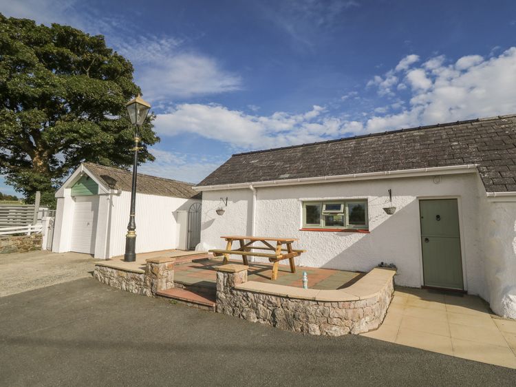 Buarthau Cottage, listing photograph 2