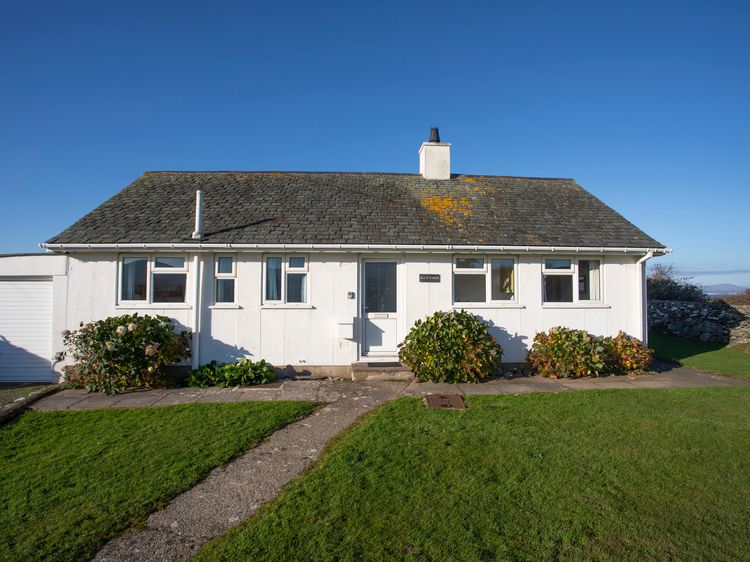 Allt y Mor, listing photograph 4