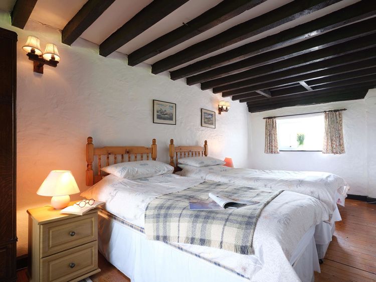 Foel Stable Cottage, listing photograph 8