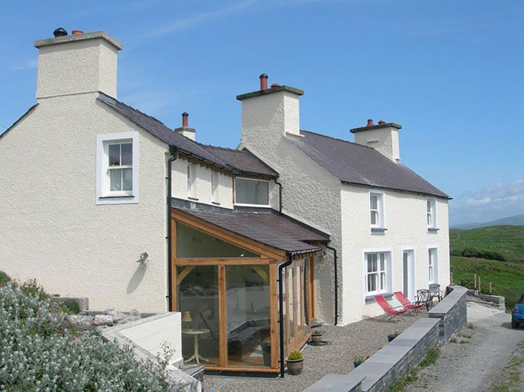 Cae'r Dyni (Caer Dyni), listing photograph 4
