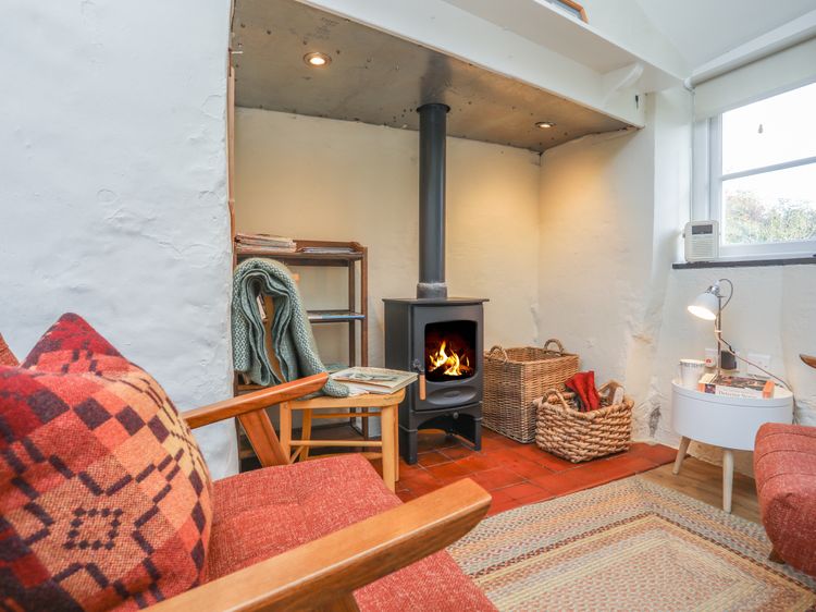 Ffrwd Cottage, listing photograph 4