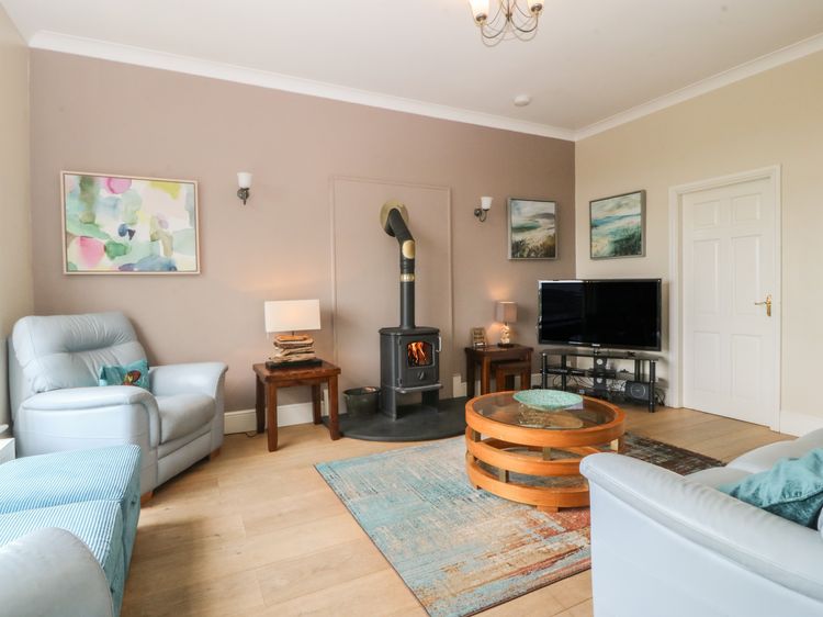 Gwylan Uchaf, listing photograph 6