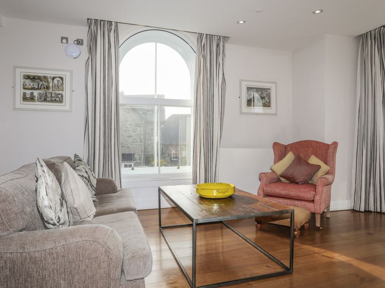 Harlech Apartments - Bendigeidfran, listing photograph 6