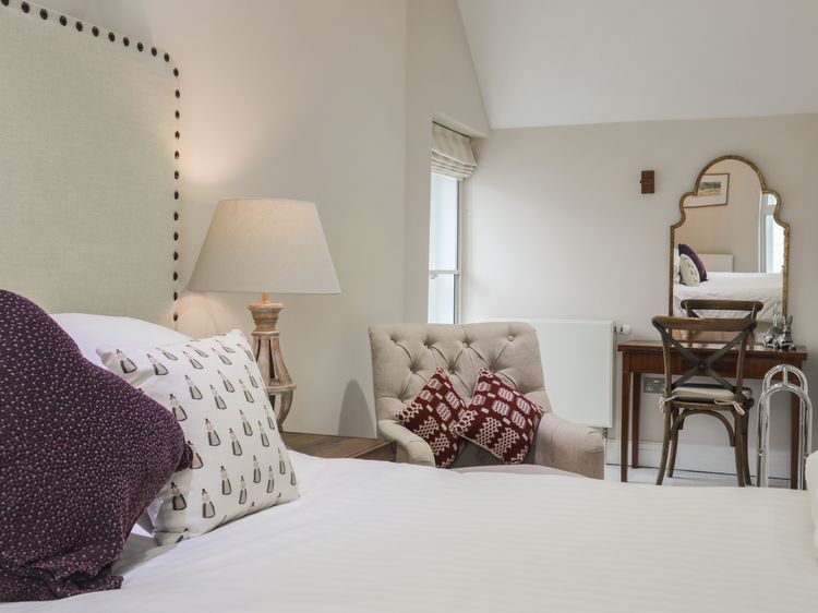 Harlech Apartments - Efnisien, listing photograph 12