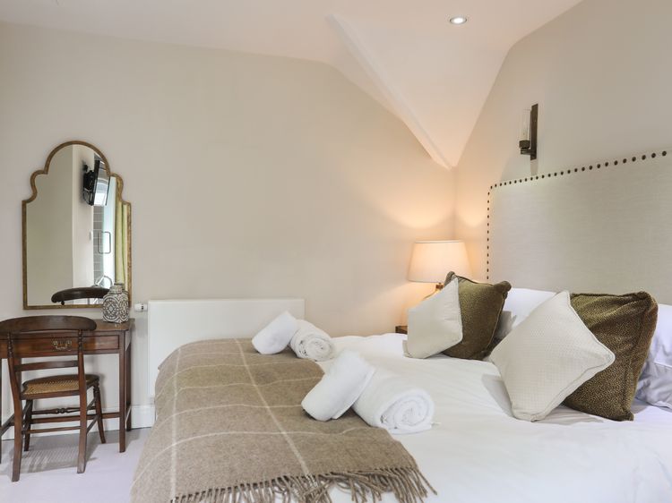 Harlech Apartments - Matholwch, listing photograph 11