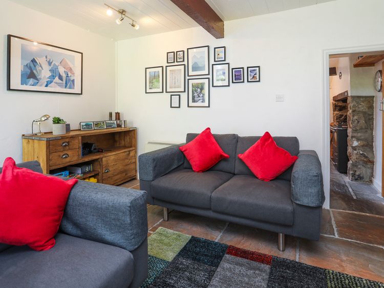 Tan Meredydd, listing photograph 3