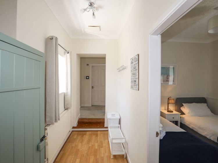 Mermaid Cottage, listing photograph 12