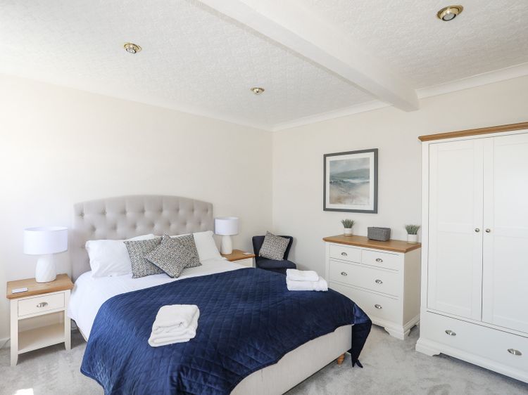 Mermaid Cottage, listing photograph 6