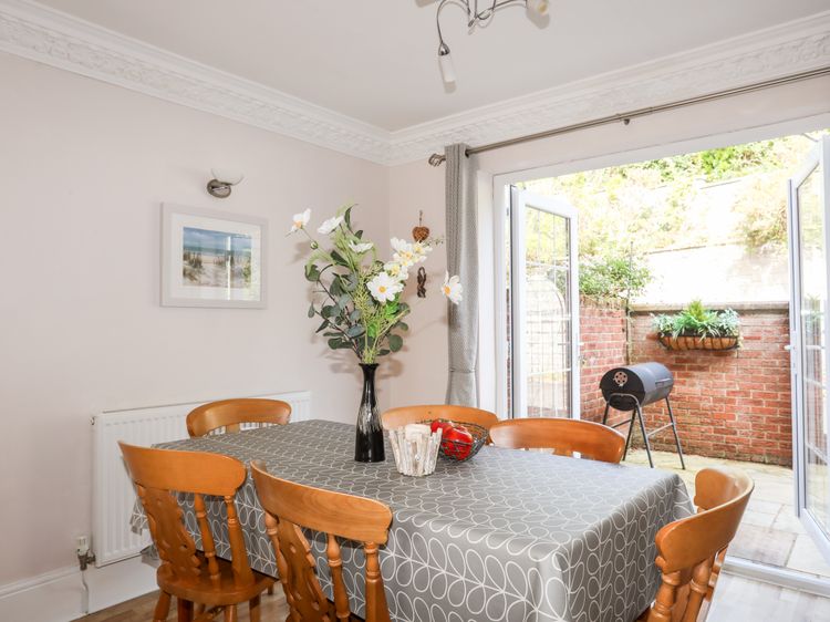 Mews Cottage, listing photograph 8