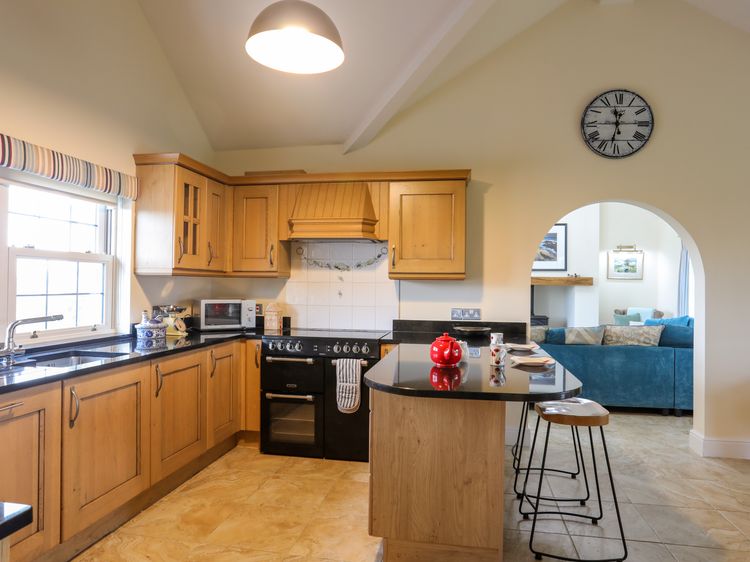 Pen y Bont Bach, listing photograph 12