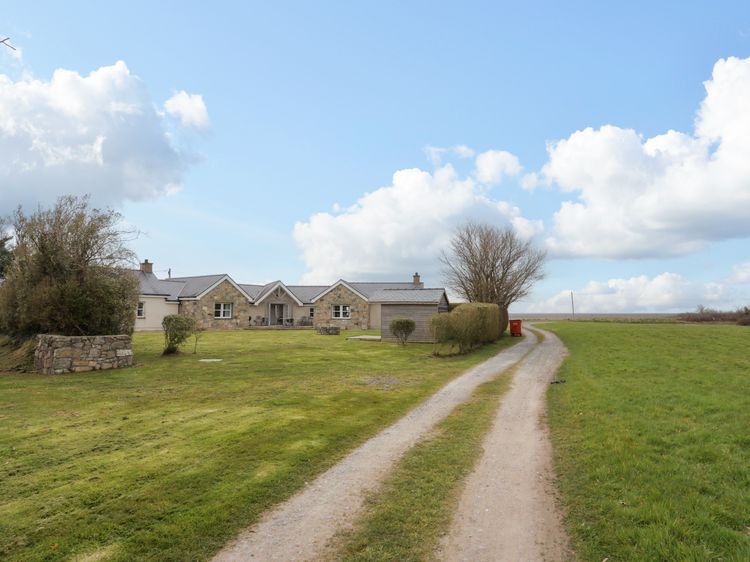 Pen y Bont Bach, listing photograph 7