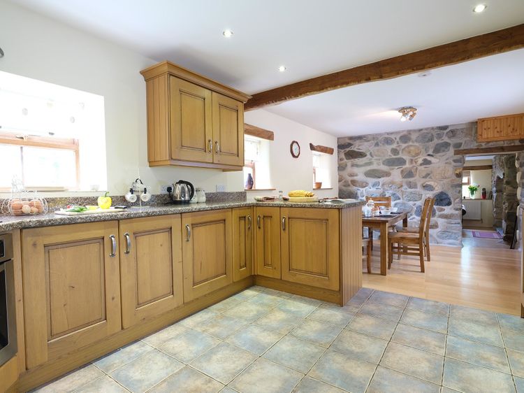 Pen Y Bont, listing photograph 10